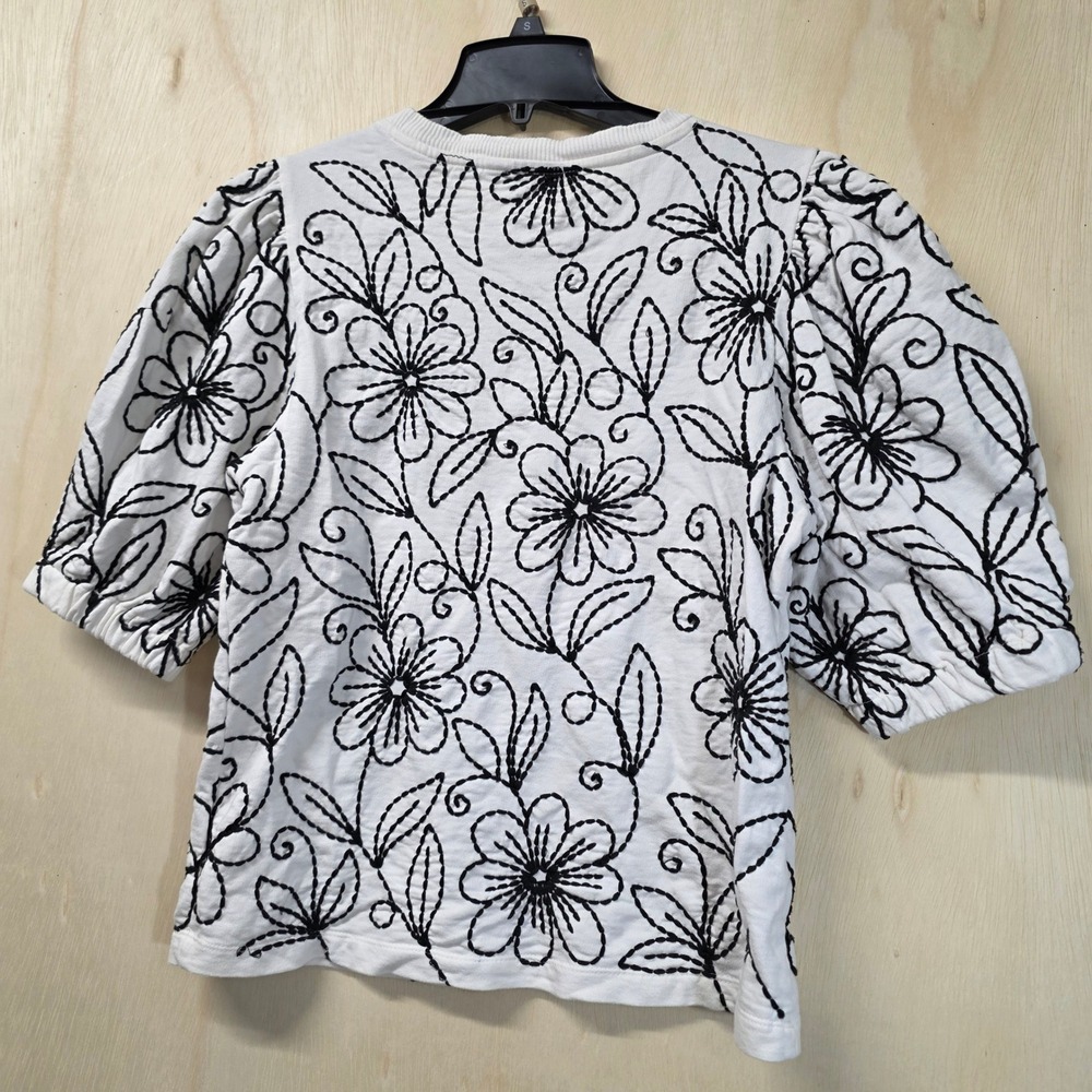 Maeve Anthropologie White Black Floral Embroidered Puff Sleeve Sweatshirt Top M - Picture 4 of 16